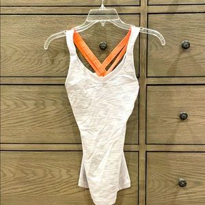 Lululemon tank size 4